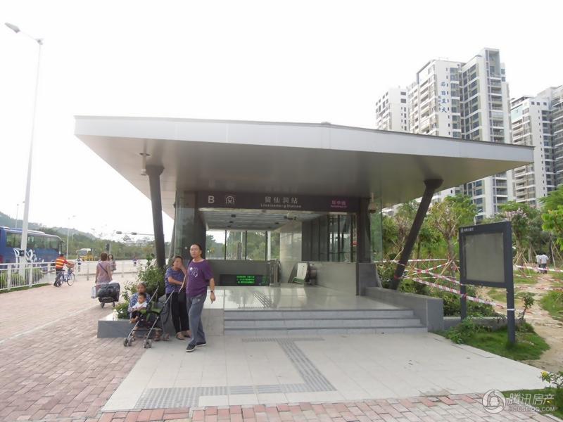 五号线留仙洞站b出口