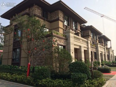 绿地骊山花城